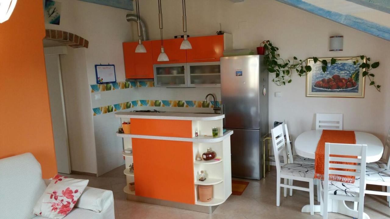Tri Palme Daire Prvic Sepurine Dış mekan fotoğraf