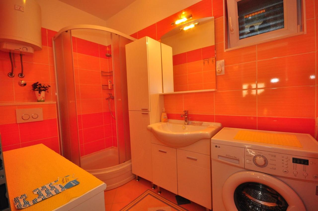 Tri Palme Daire Prvic Sepurine Dış mekan fotoğraf